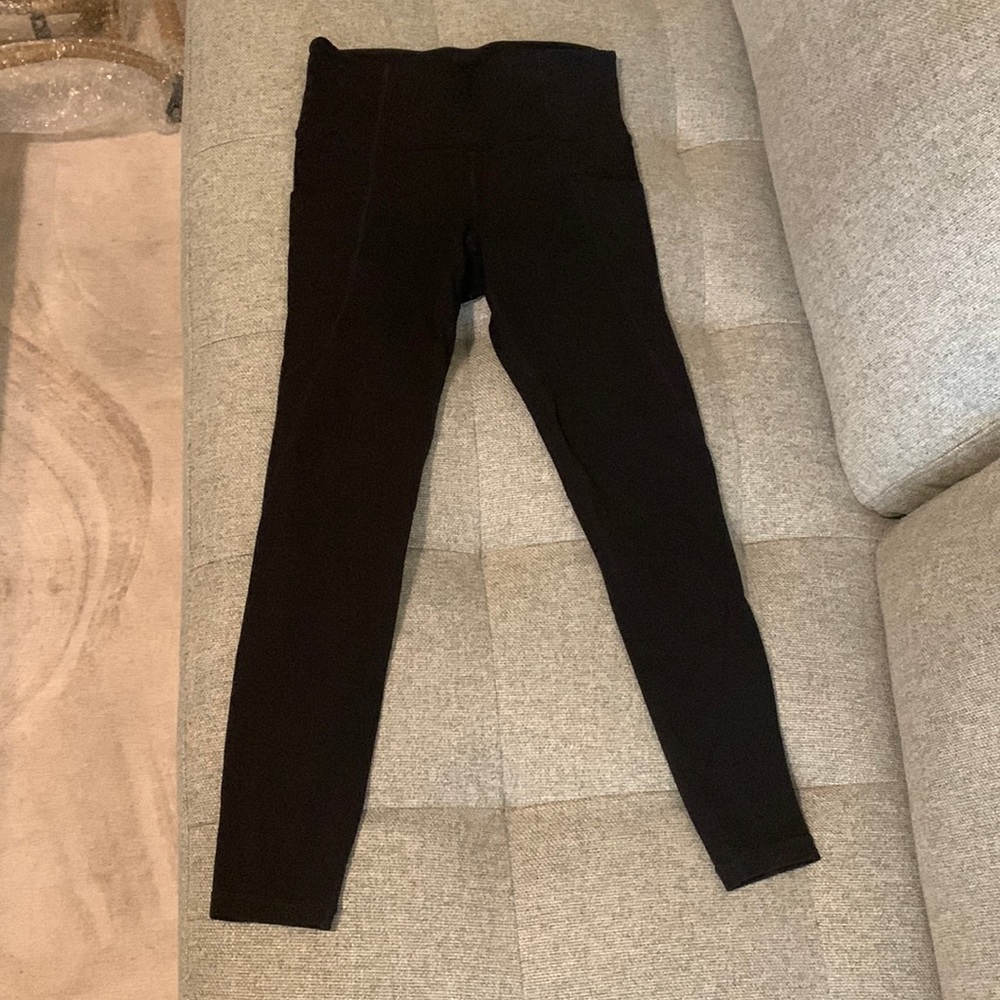 Athleta Salutation 7/8 Leggings